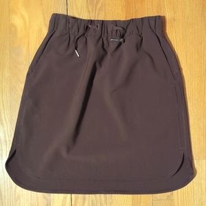 Lululemon on the fly skirt size 6